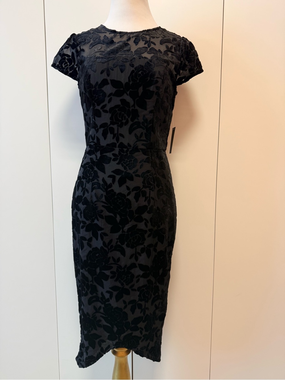 NWT Elegant Black Floral Sheath Dress